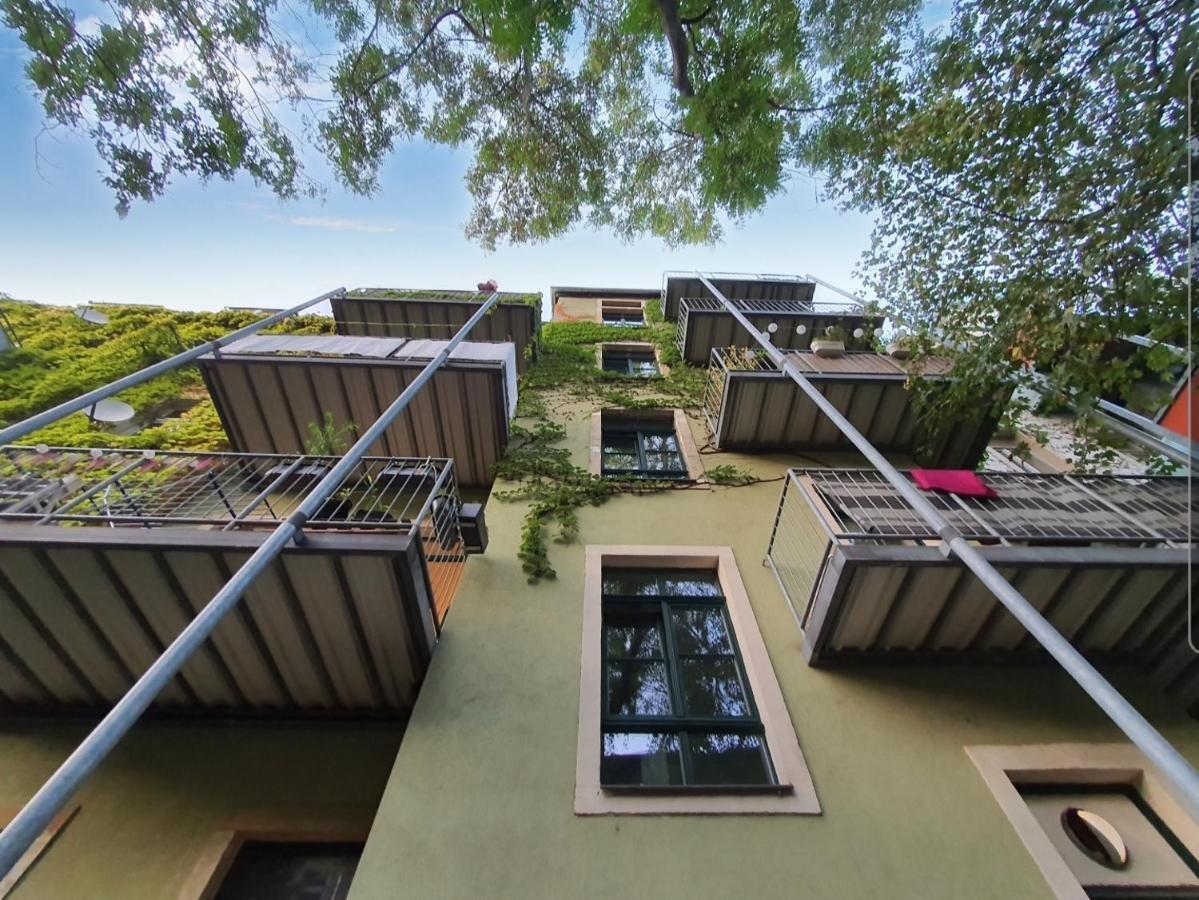 Apartment Louise No 1 *