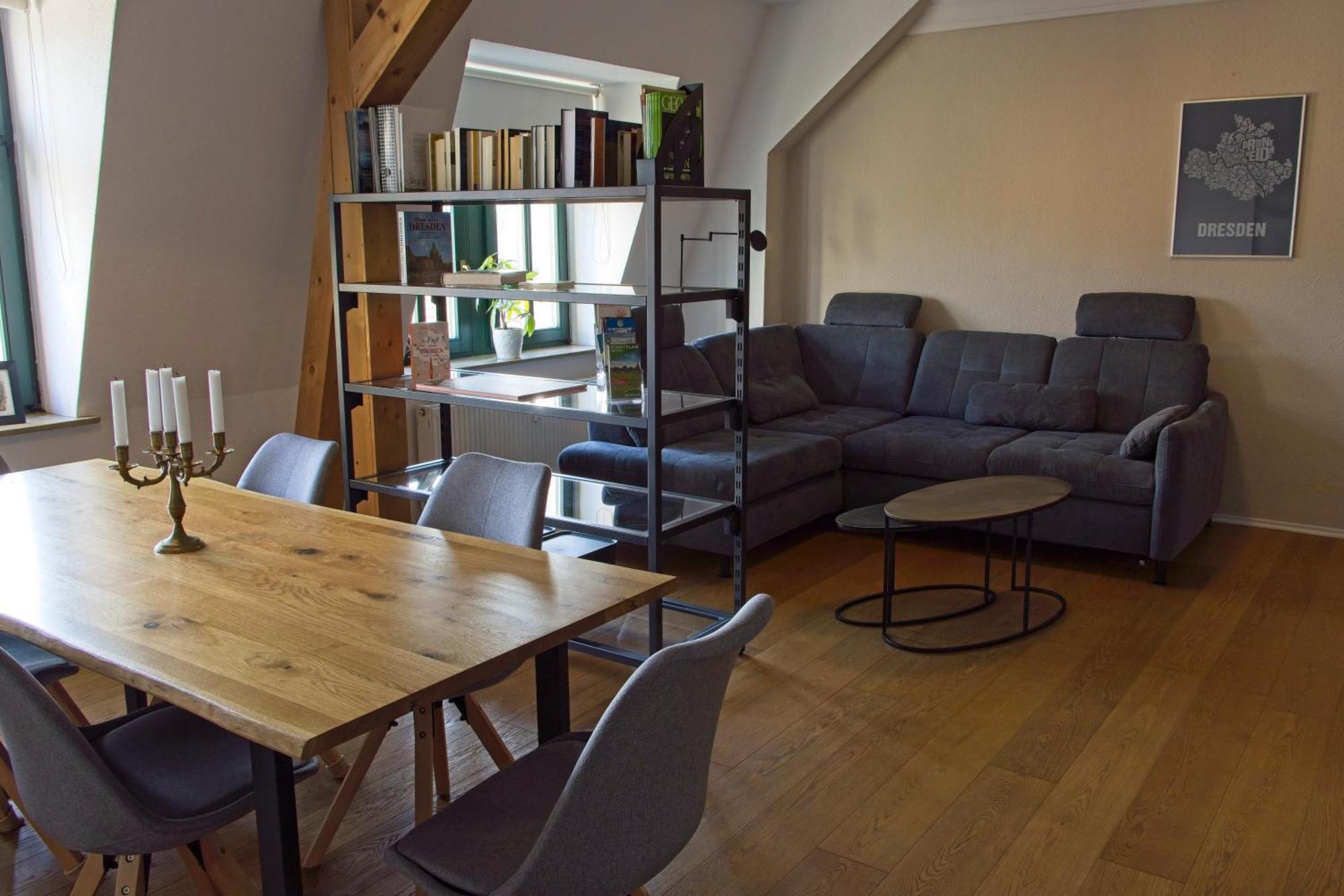 Louise No 1 Apartment *